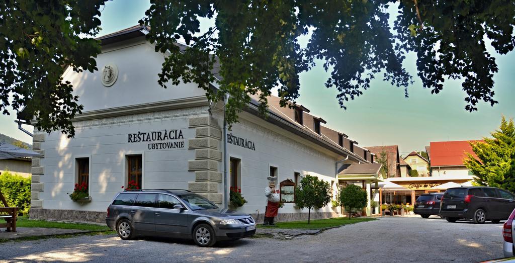 Penzion Pri Kastieli Betliar Exterior photo